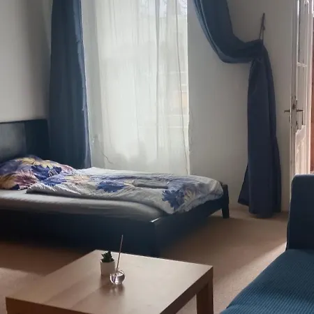 S Terasou A Zahradou Apartmán