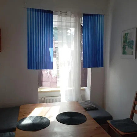 Hezky Chladny Byt S Terasou A Zahradou Brno
